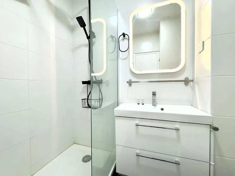 Appartement Cosy 2P- Trocadero La Muette Paris Apartment